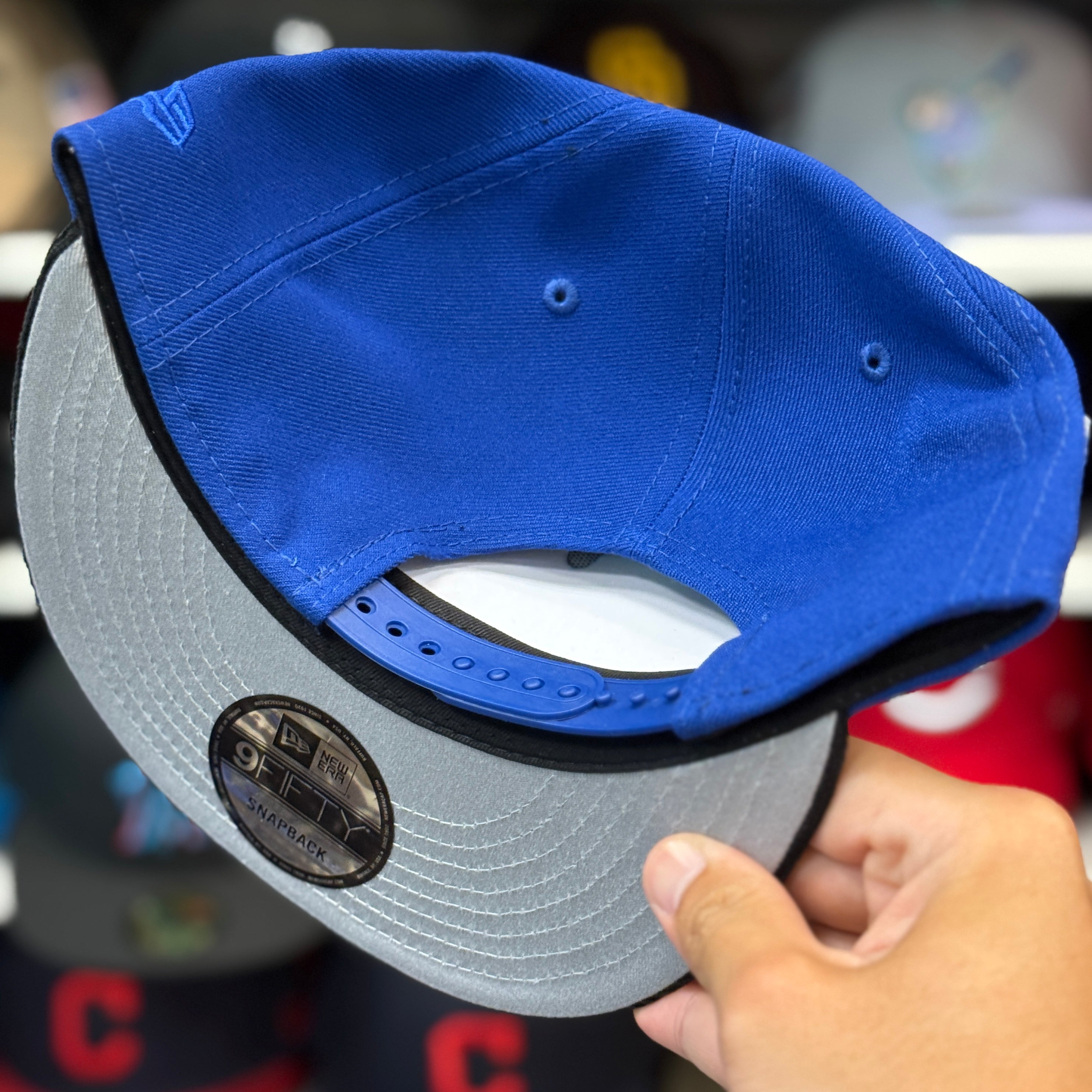 New Era Mexico World Baseball Classics Blue/Black Corduroy 9FIFTY Snapback - Product Image
