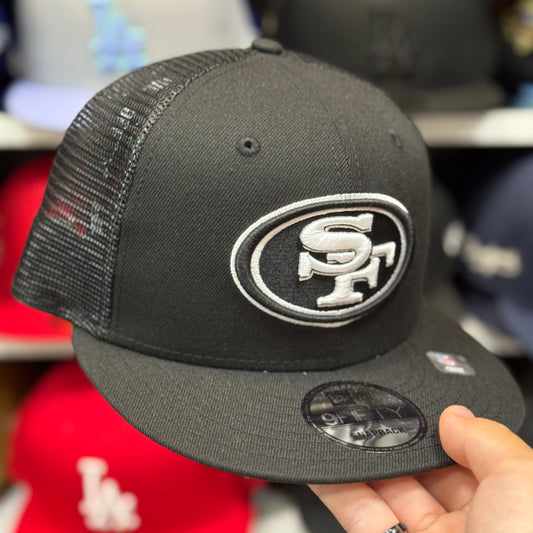 New Era San Francisco 49ers Trucker 9FIFTY Snapback Black