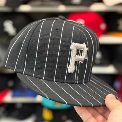 New Era Pittsburgh Pirates Pinstripe Black 59FIFTY Fitted Hat - Product Image