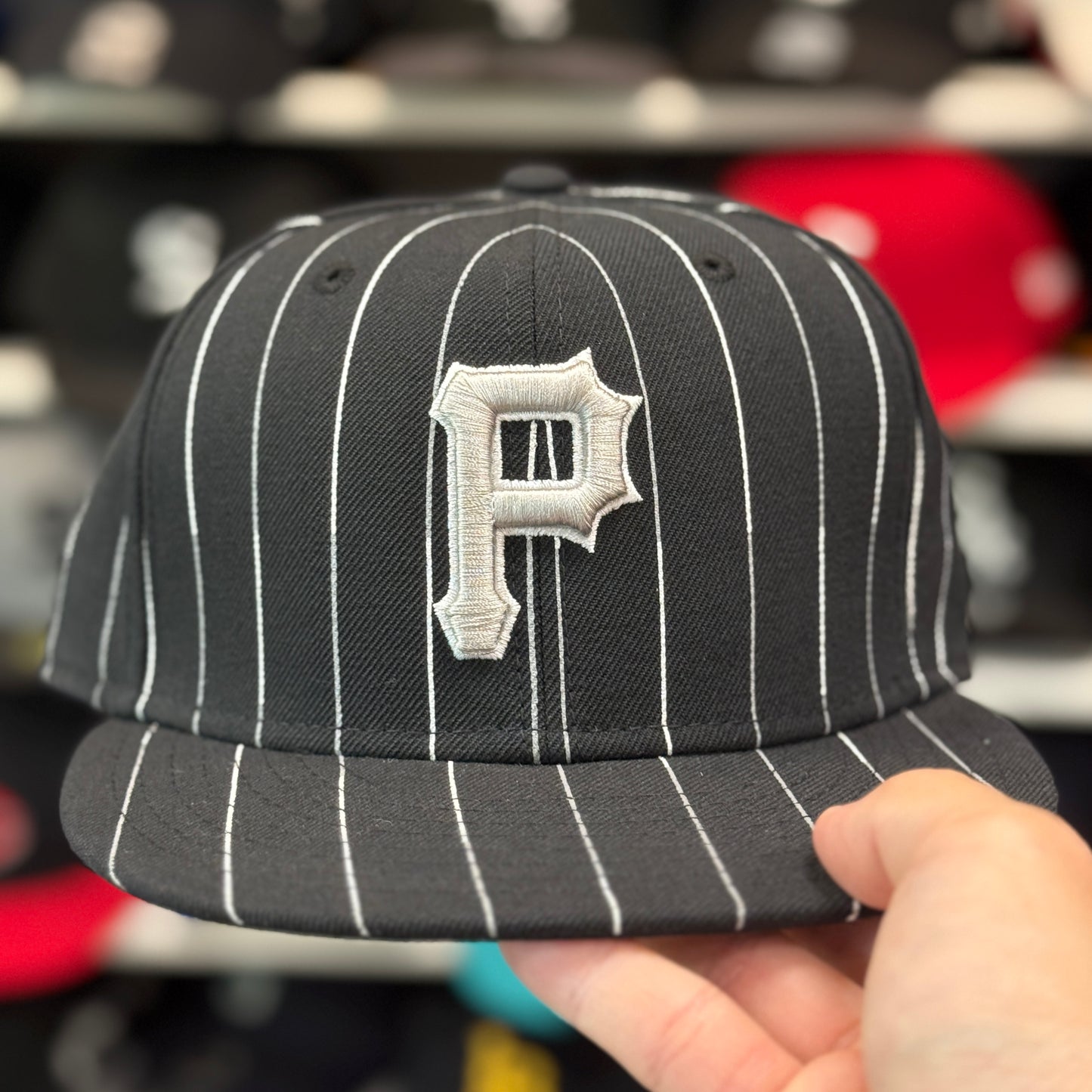 New Era Pittsburgh Pirates Pinstripe Black 59FIFTY Fitted Hat - Product Image