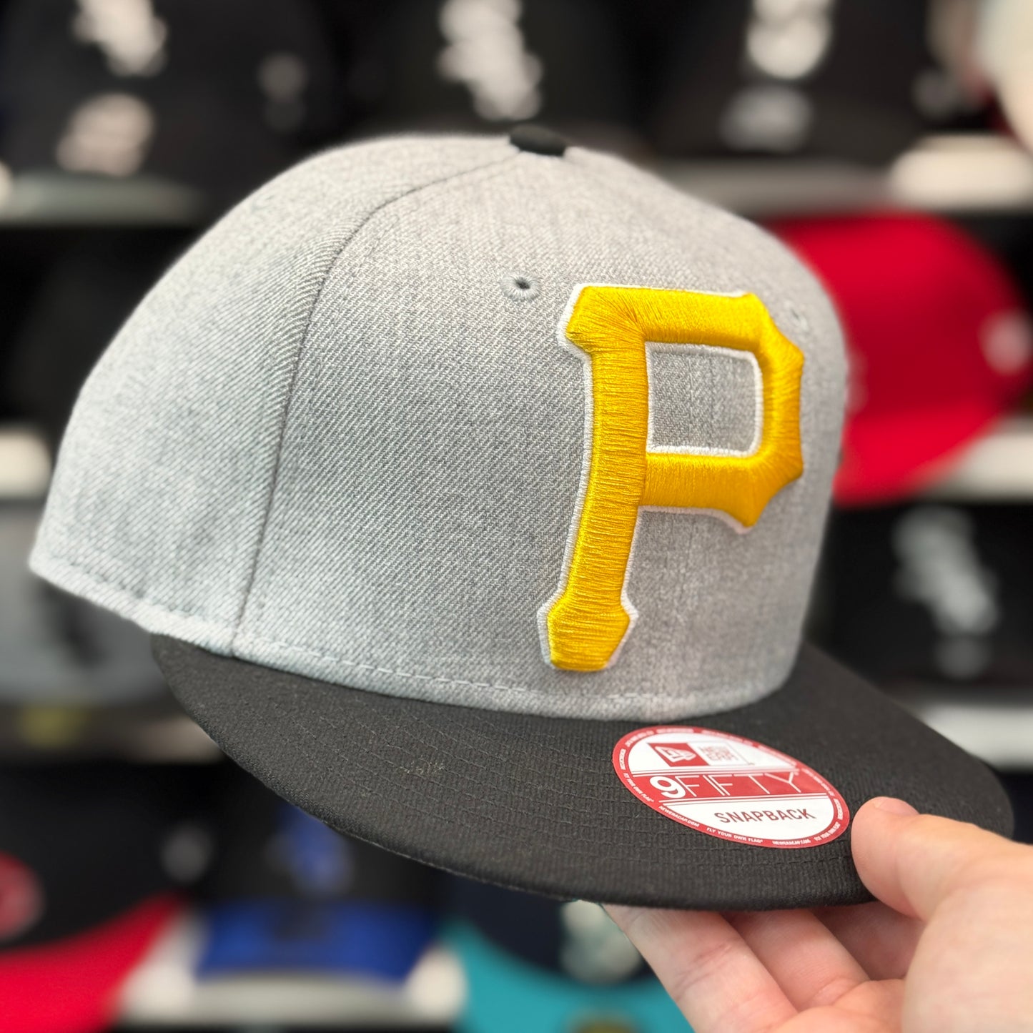 New Era Pittsburgh Pirates 'Large Logo' Gray/Black 9FIFTY Snapback - Product Image