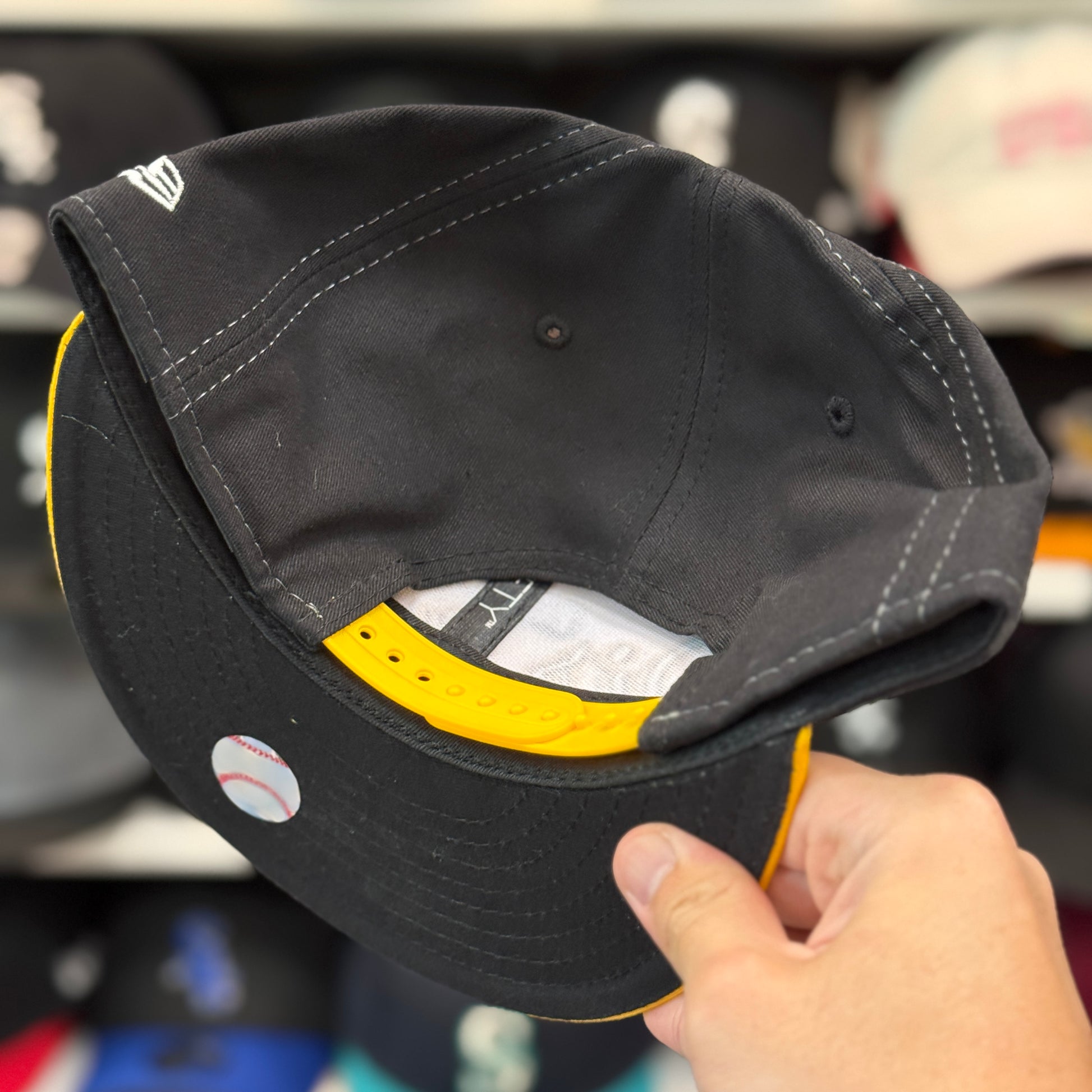 New Era Pittsburgh Pirates 'Script Logo' Multi-Color 9FIFTY Snapback - Product Image