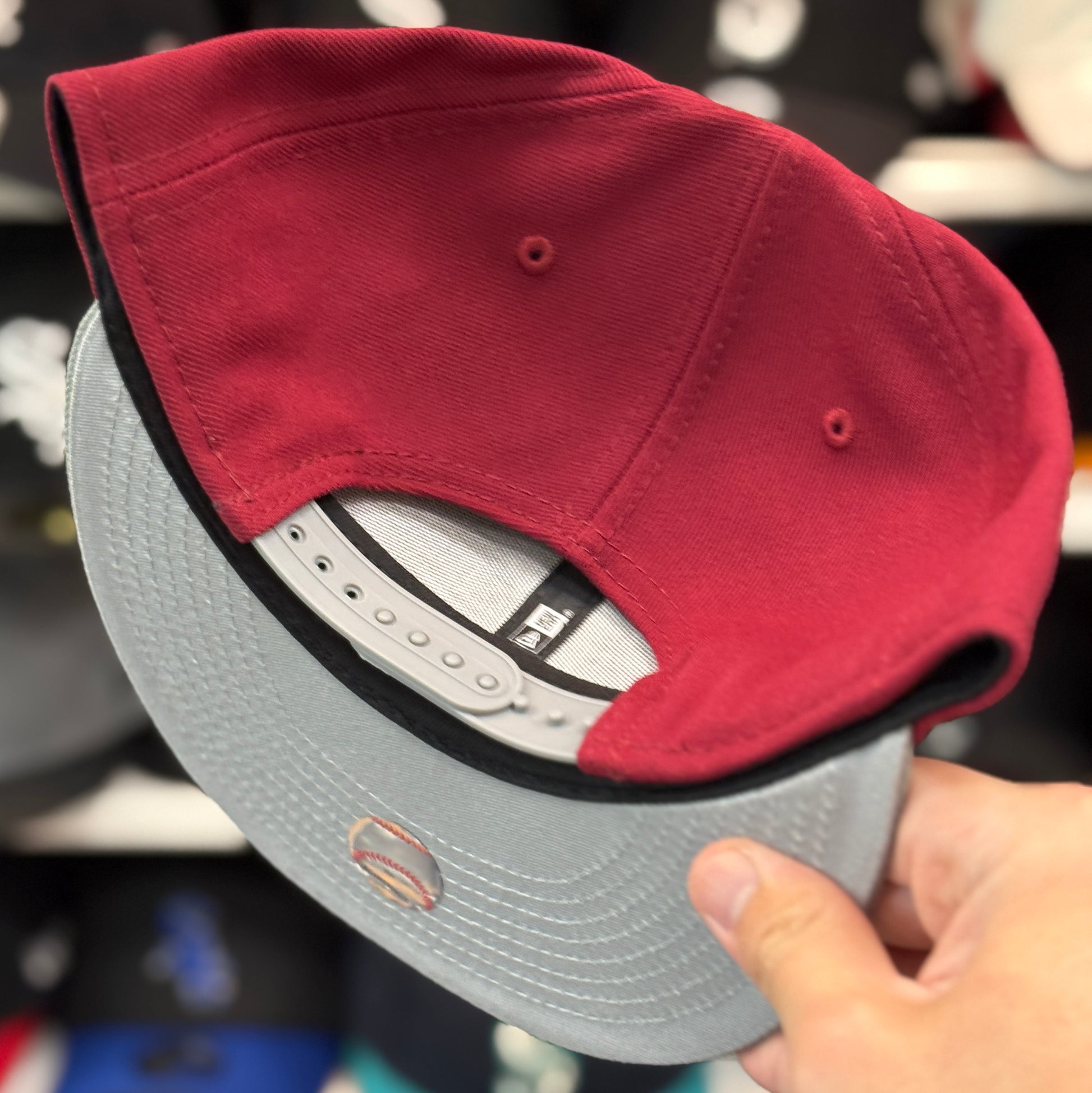 New Era Pittsburgh Pirates Maroon/Silver 9FIFTY Snapback - Product Image