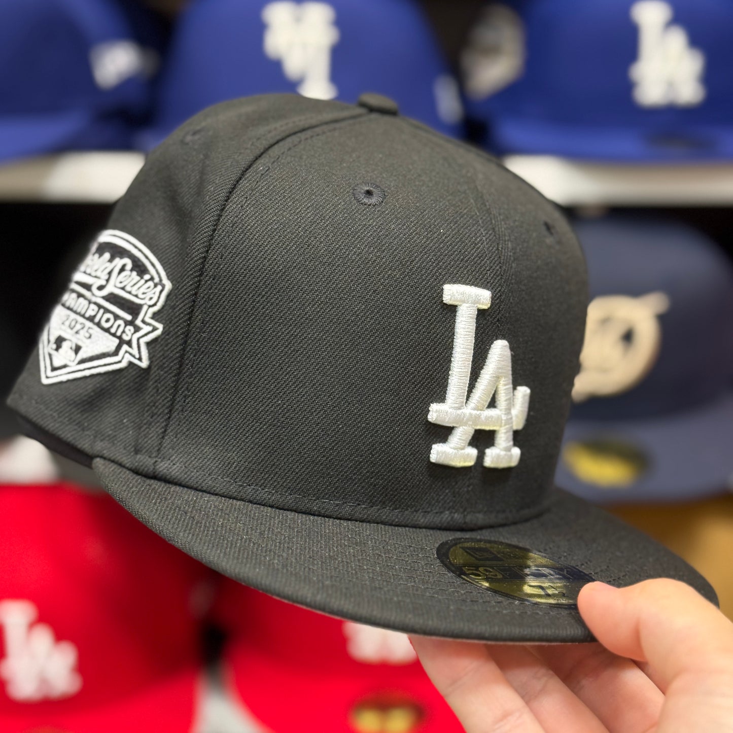 New Era Los Angeles Dodgers '2025 World Series Champions' Black 59FIFTY Fitted Hat - Product Image