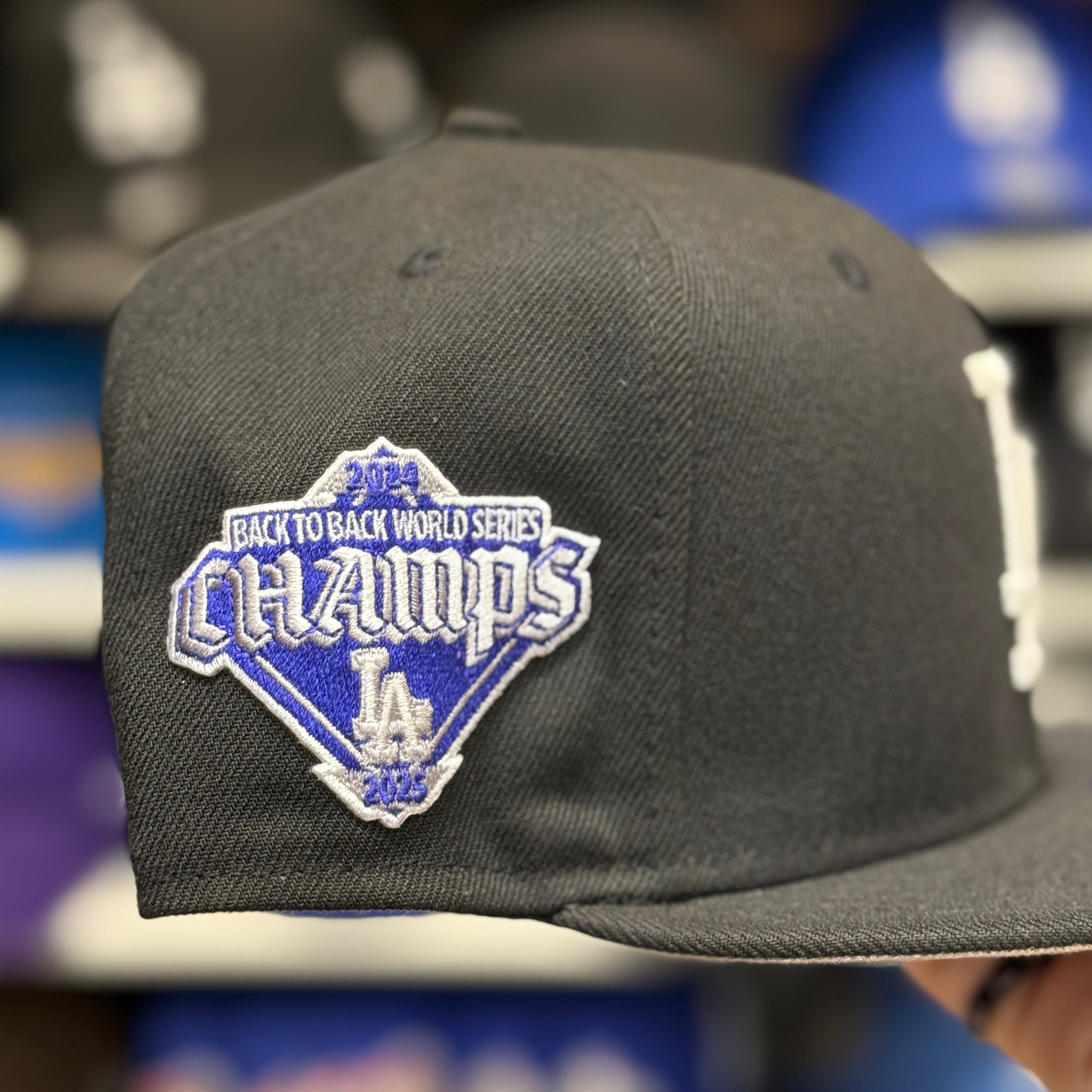 New Era Los Angeles Dodgers 'Back to Back World Series Champions' Black 9FIFTY Snapback - Product Image