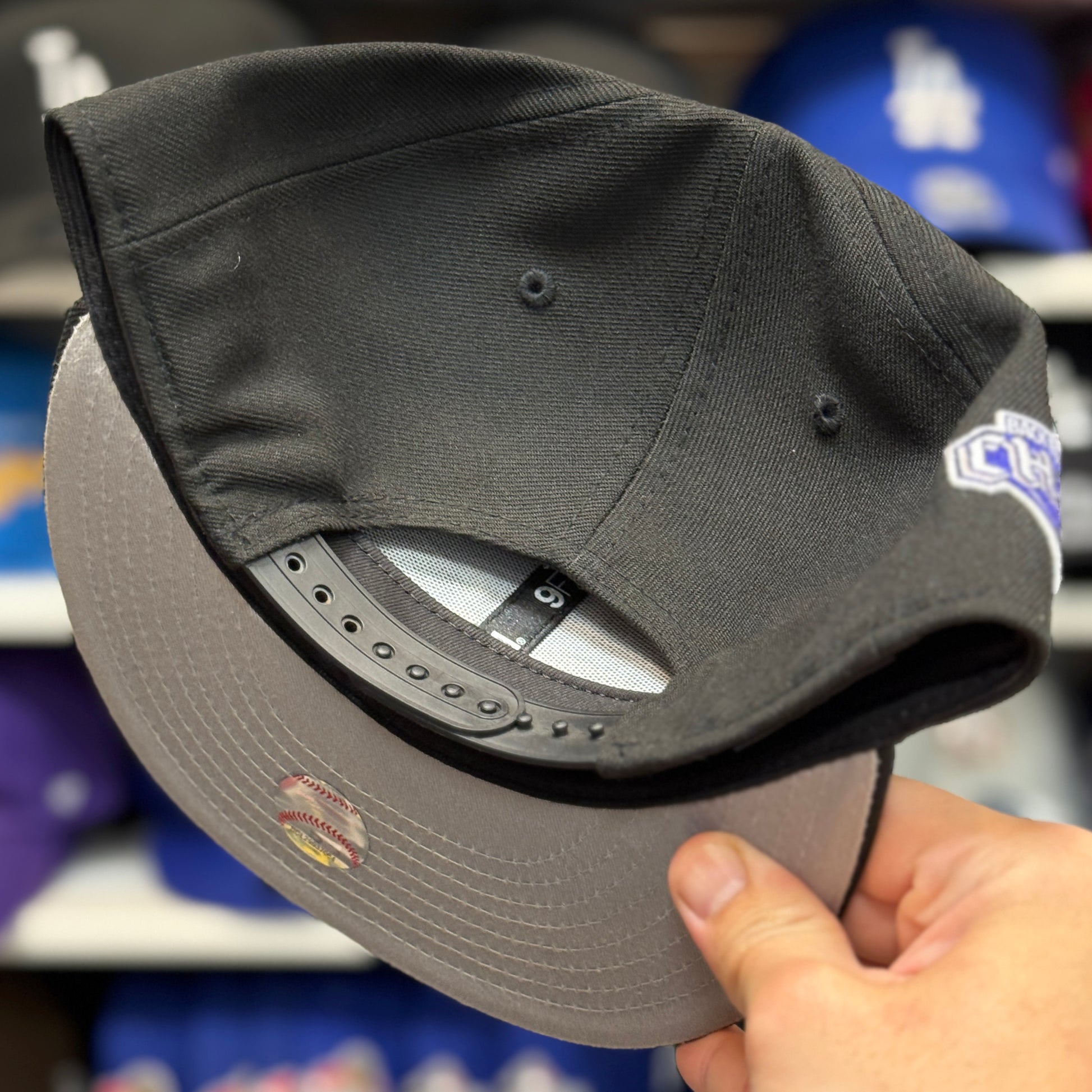 New Era Los Angeles Dodgers '2025 Back to Back World Series Champions' Black 9FIFTY Snapback - Product Image