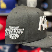 New Era Los Angeles Kings 'Script Logo' Black 9FIFTY Snapback - Product Image
