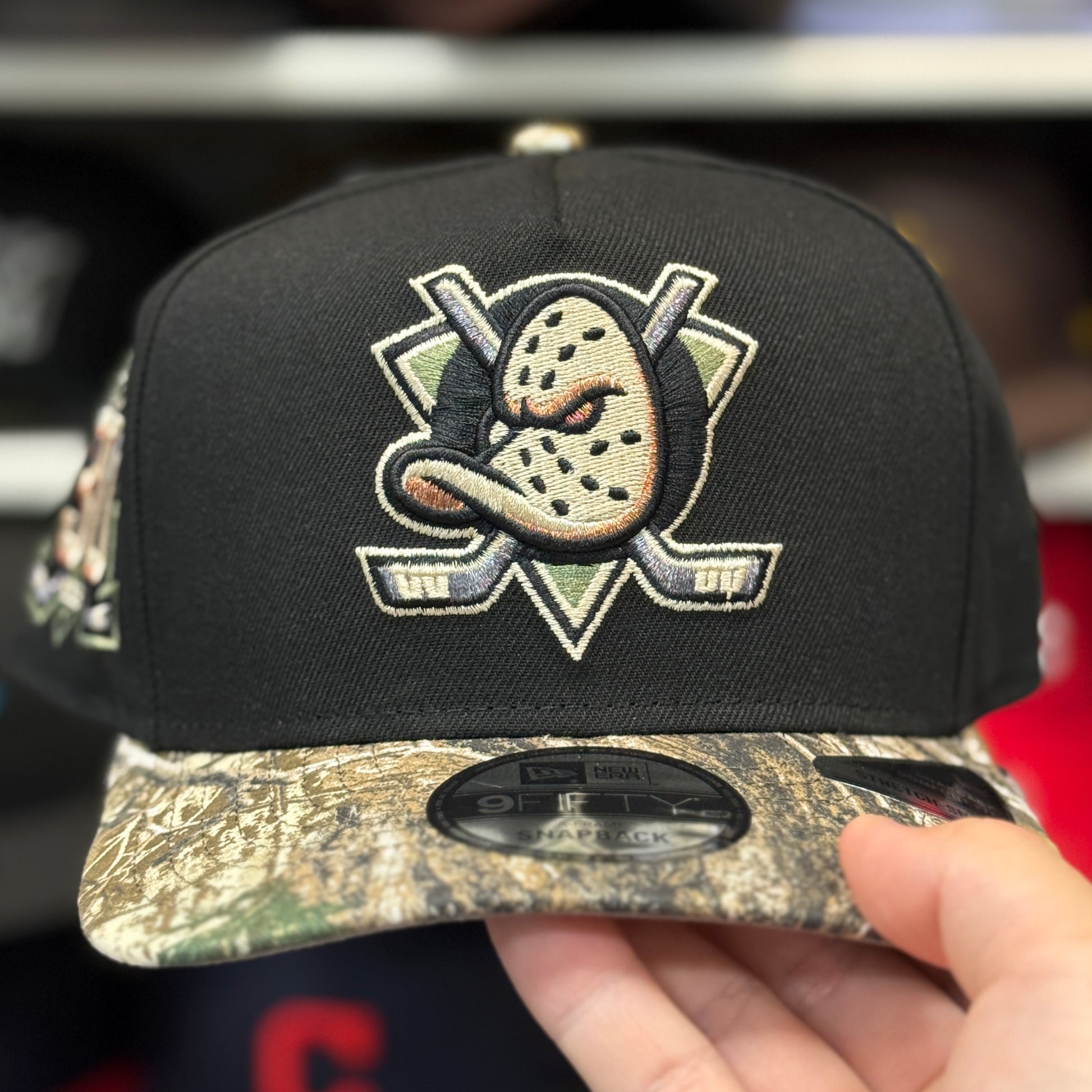 New Era Anaheim Ducks '30th Anniversary' A-Frame Black/Realtree Camo 9FIFTY Snapback - Product Image