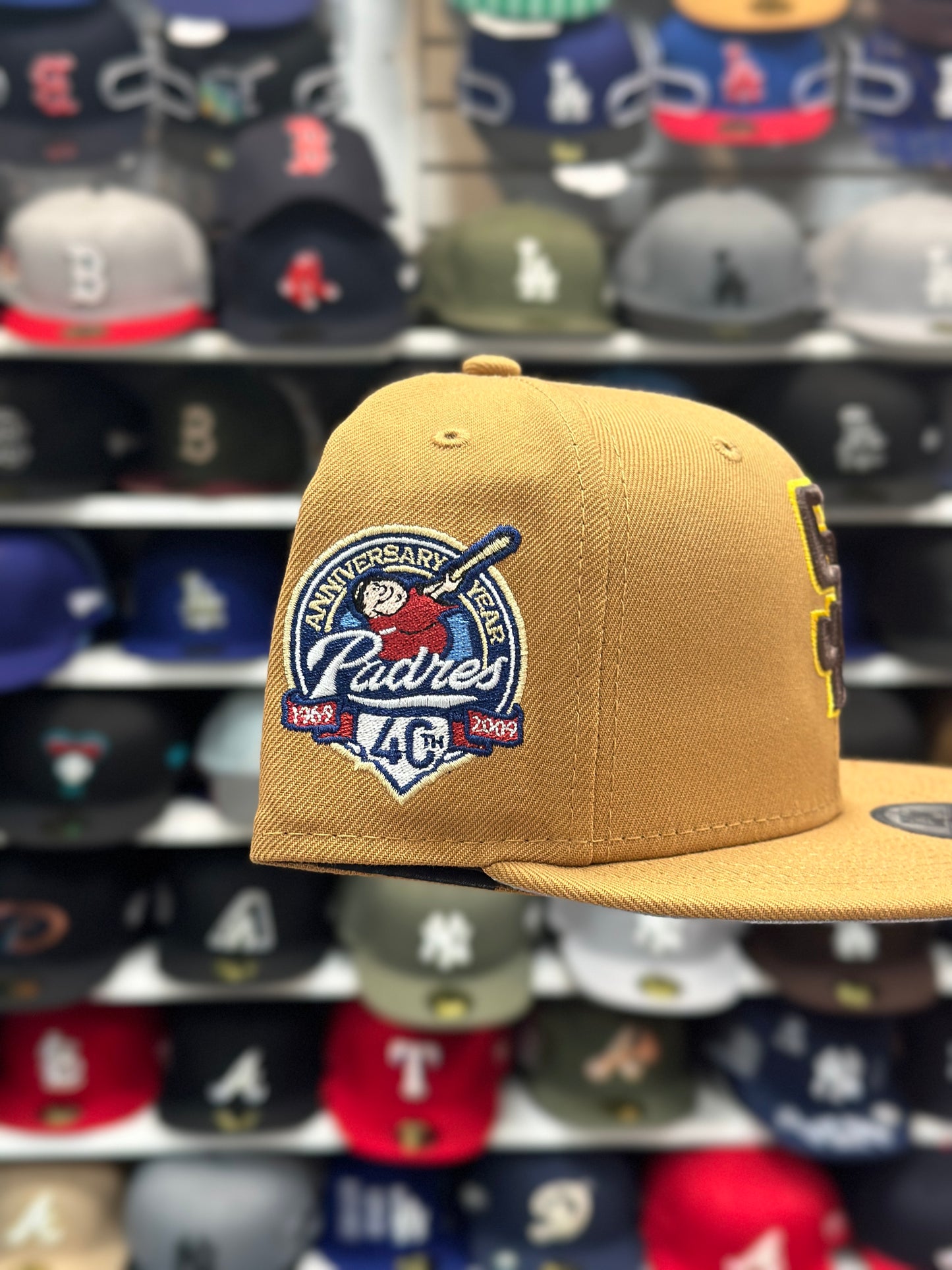 San Diego Padres MLB 40th Anniversary Side Patch | New Era 9FIFTY Snapback | Beige