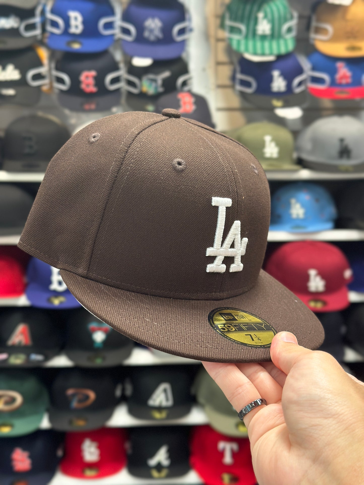 LA Dodgers MLB Fitted Cap | New Era 59FIFTY Sized Hat | Brown