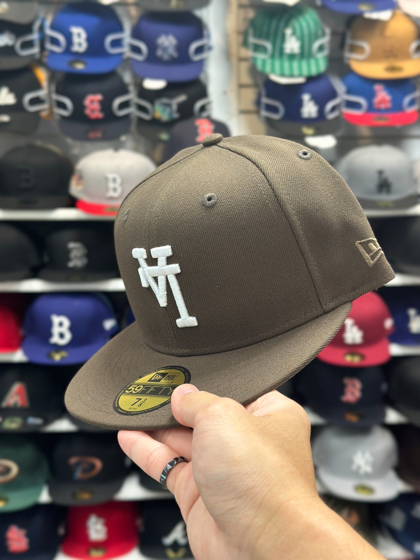 LA Dodgers MLB Upside Down Reverse Logo Fitted Cap | New Era 59FIFTY Sized Hat | Brown