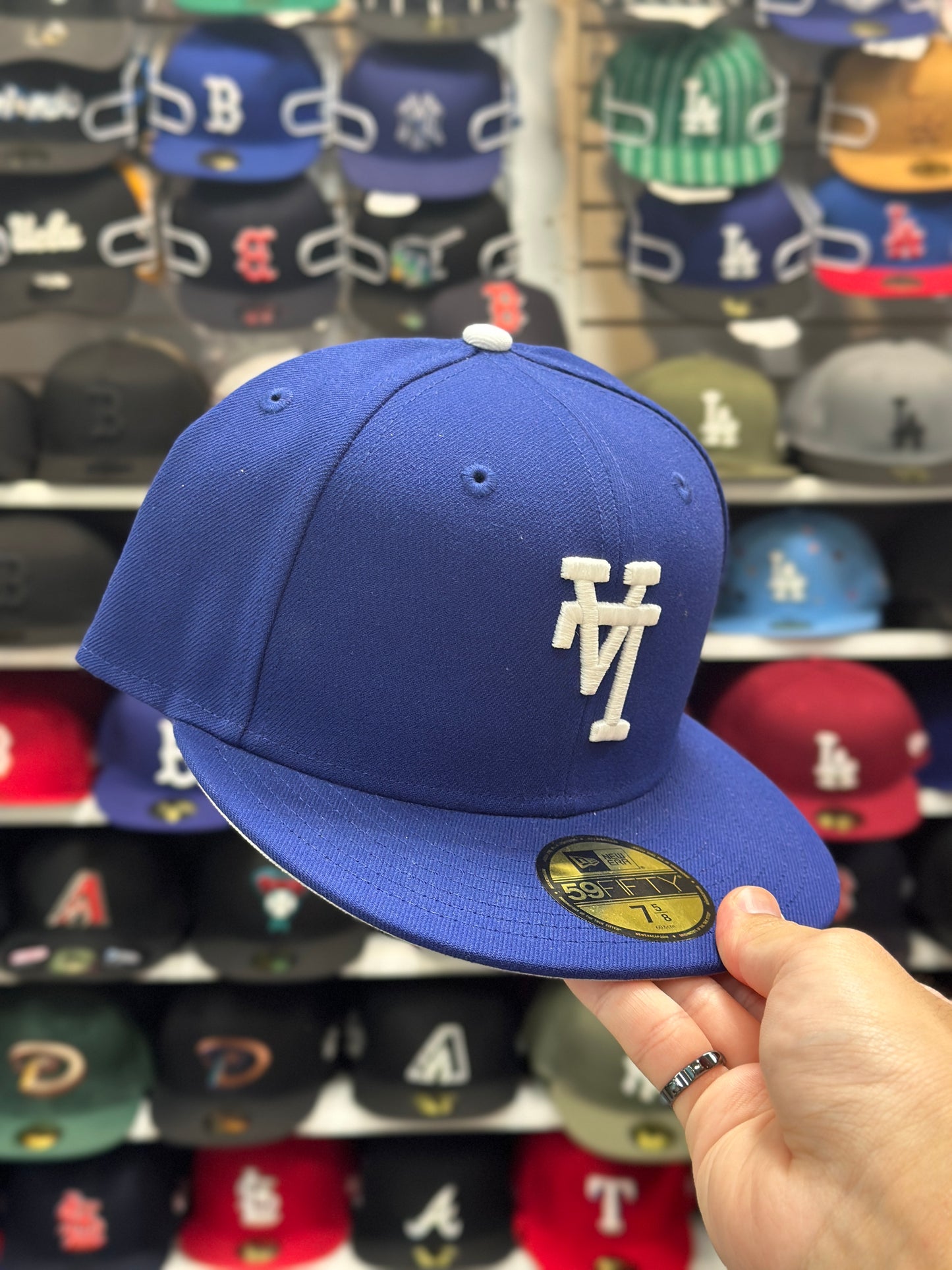 LA Dodgers MLB Upside Down Reverse Logo Fitted Cap | New Era 59FIFTY Sized Hat | Blue