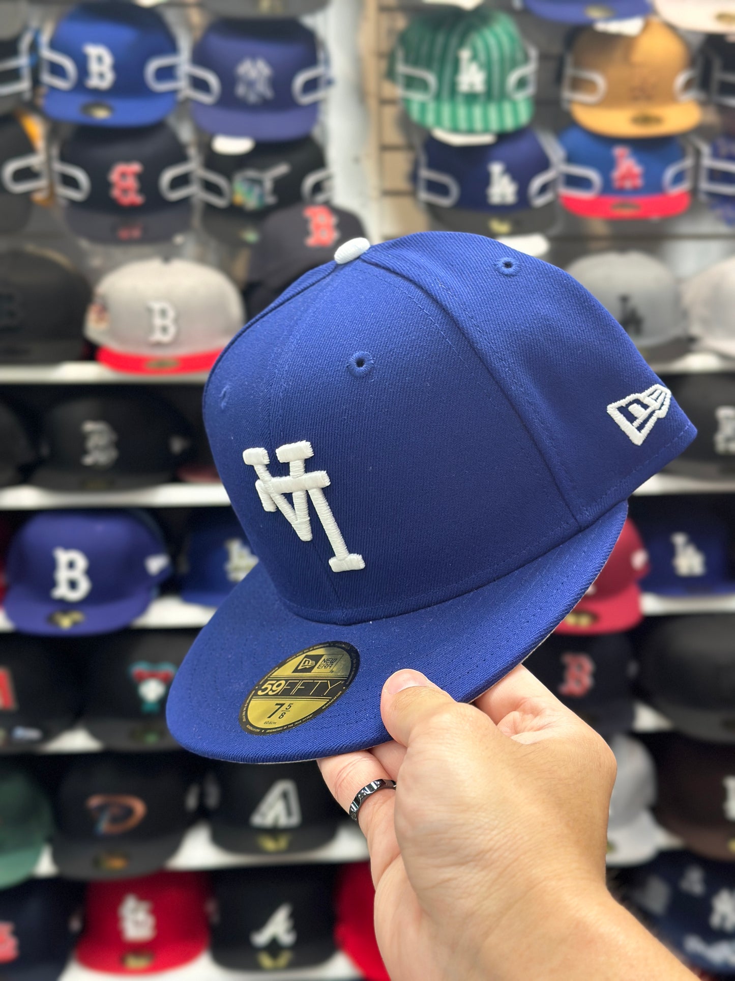 LA Dodgers MLB Upside Down Reverse Logo Fitted Cap | New Era 59FIFTY Sized Hat | Blue