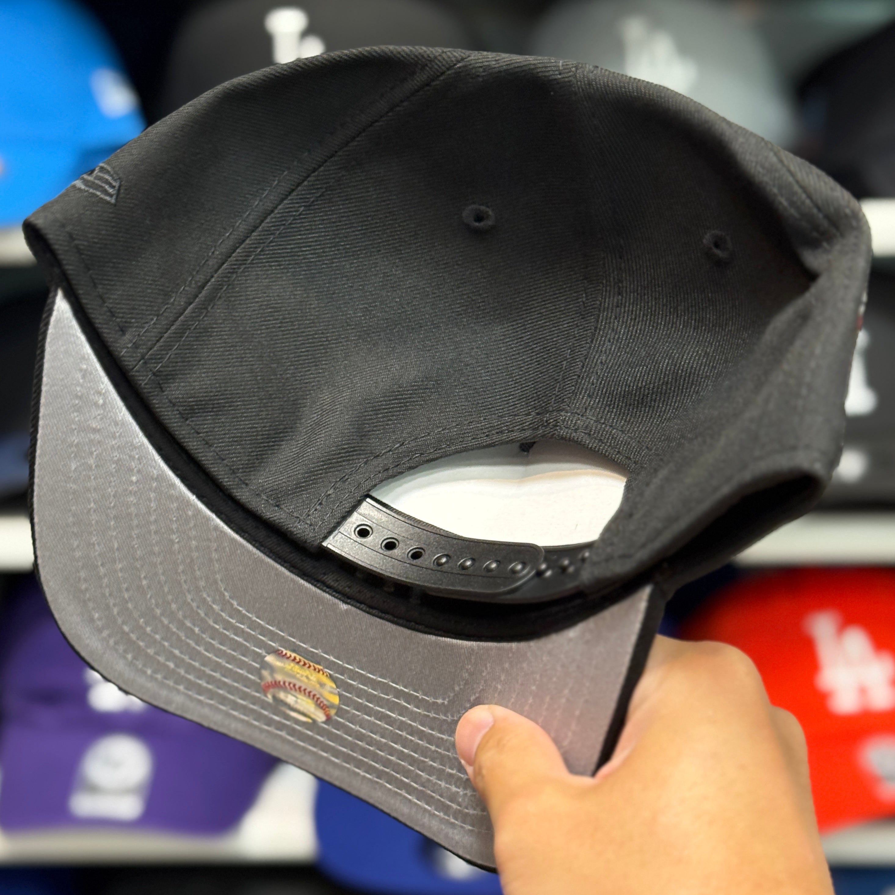 New Era Los Angeles Dodgers 'Sakura Tokyo Series' A-Frame Black 9FIFTY Snapback - Product Image