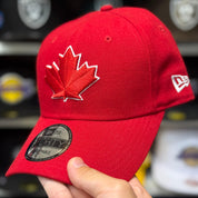 New Era Toronto Blue Jays 'Maple Leaf' Red/White 9FORTY Baseball Cap - Product Image