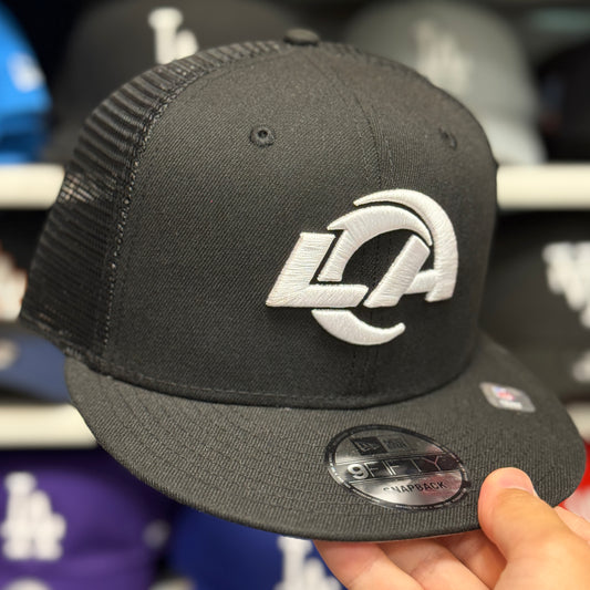 New Era Los Angeles Rams 9FIFTY Trucker Snapback Black