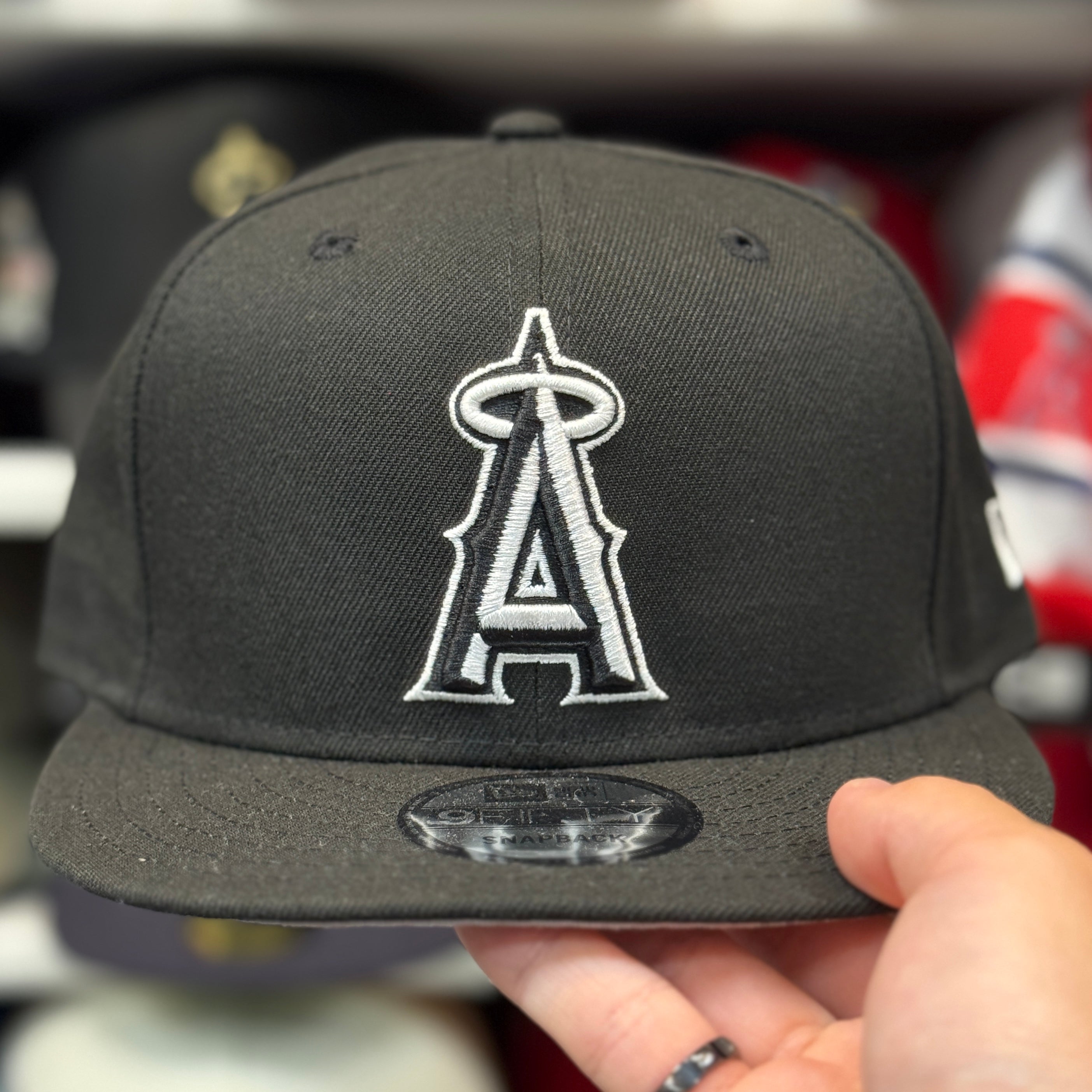New Era Los Angeles Angels Black 9FIFTY Snapback - Product Image