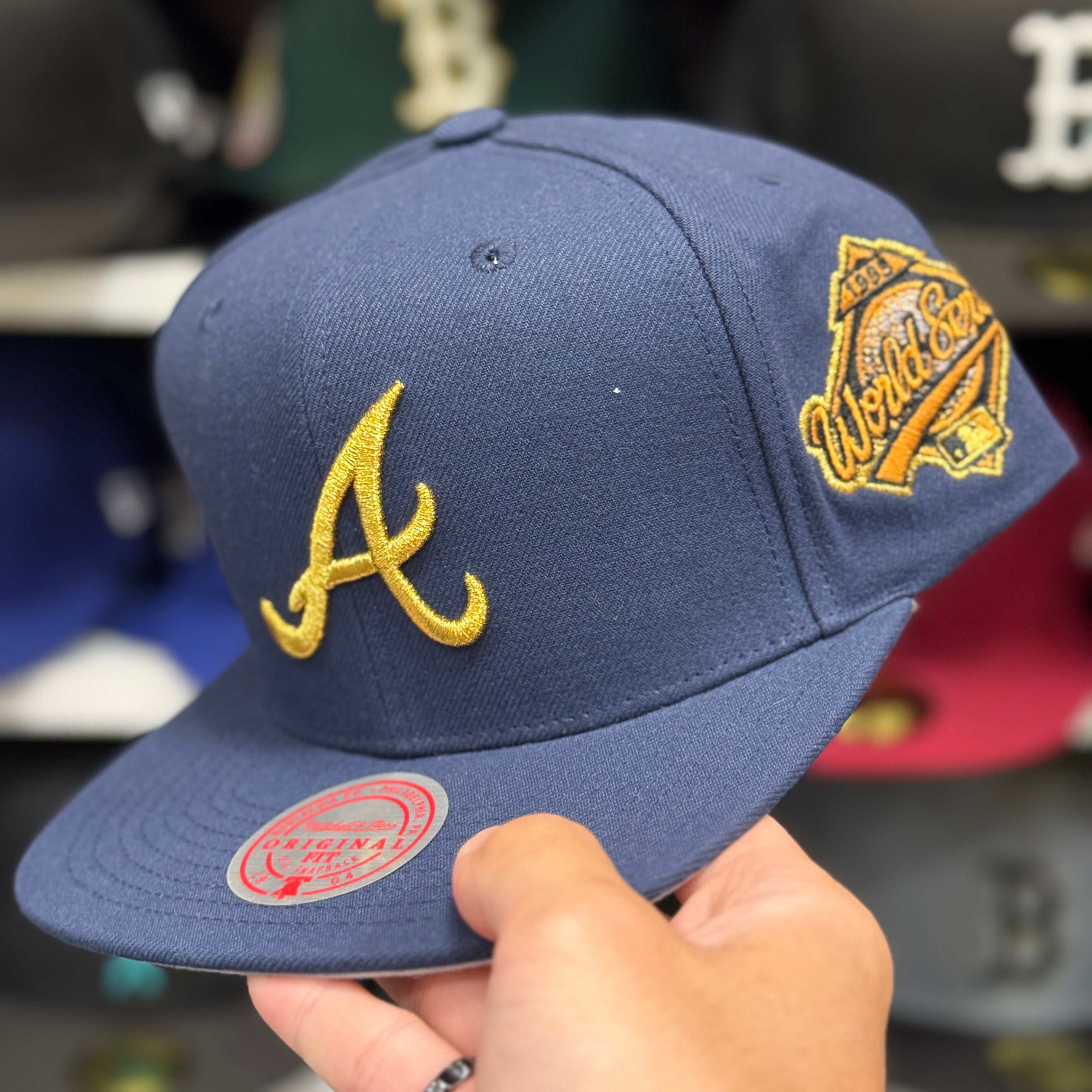 Atlanta Braves 'World Series Identity' Navy/Gold Mitchell & Ness Snapback - Product Image
