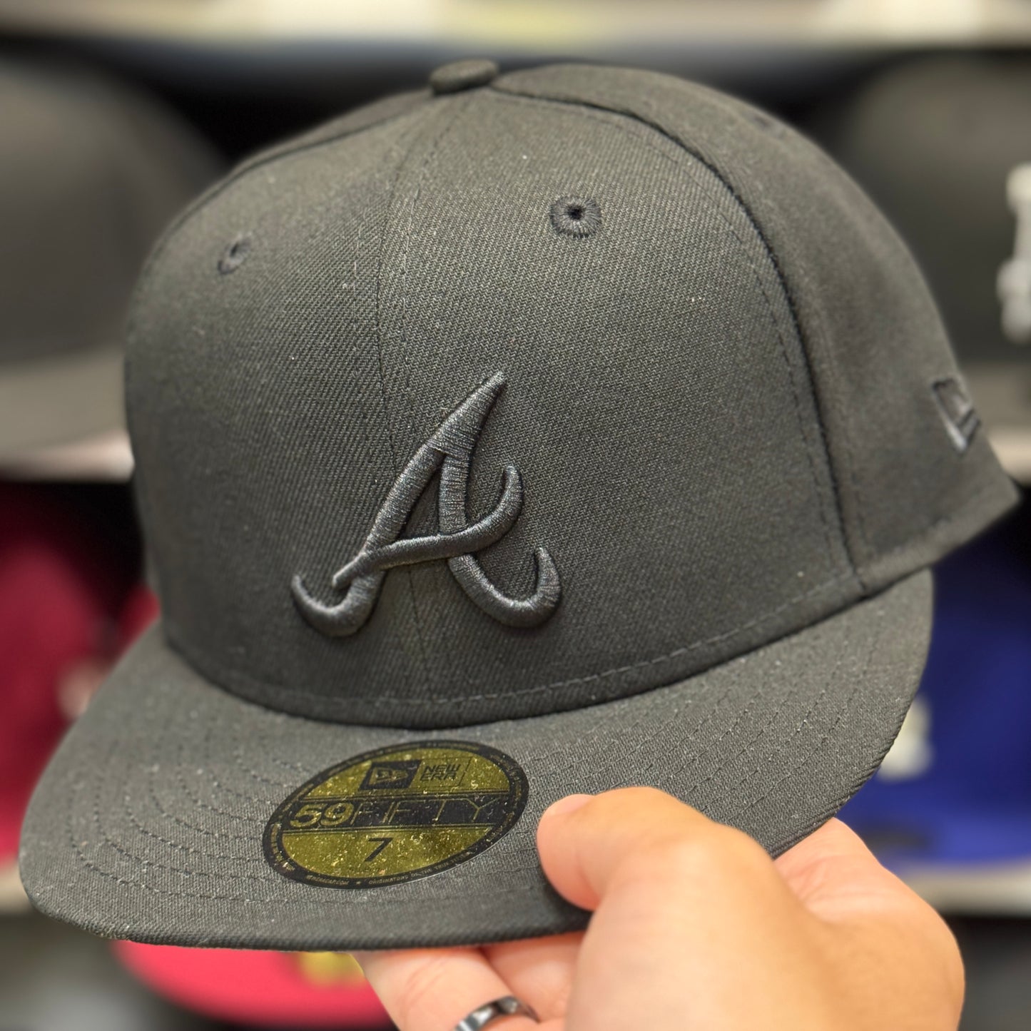 New Era Atlanta Braves 59FIFTY Fitted Hat All Black
