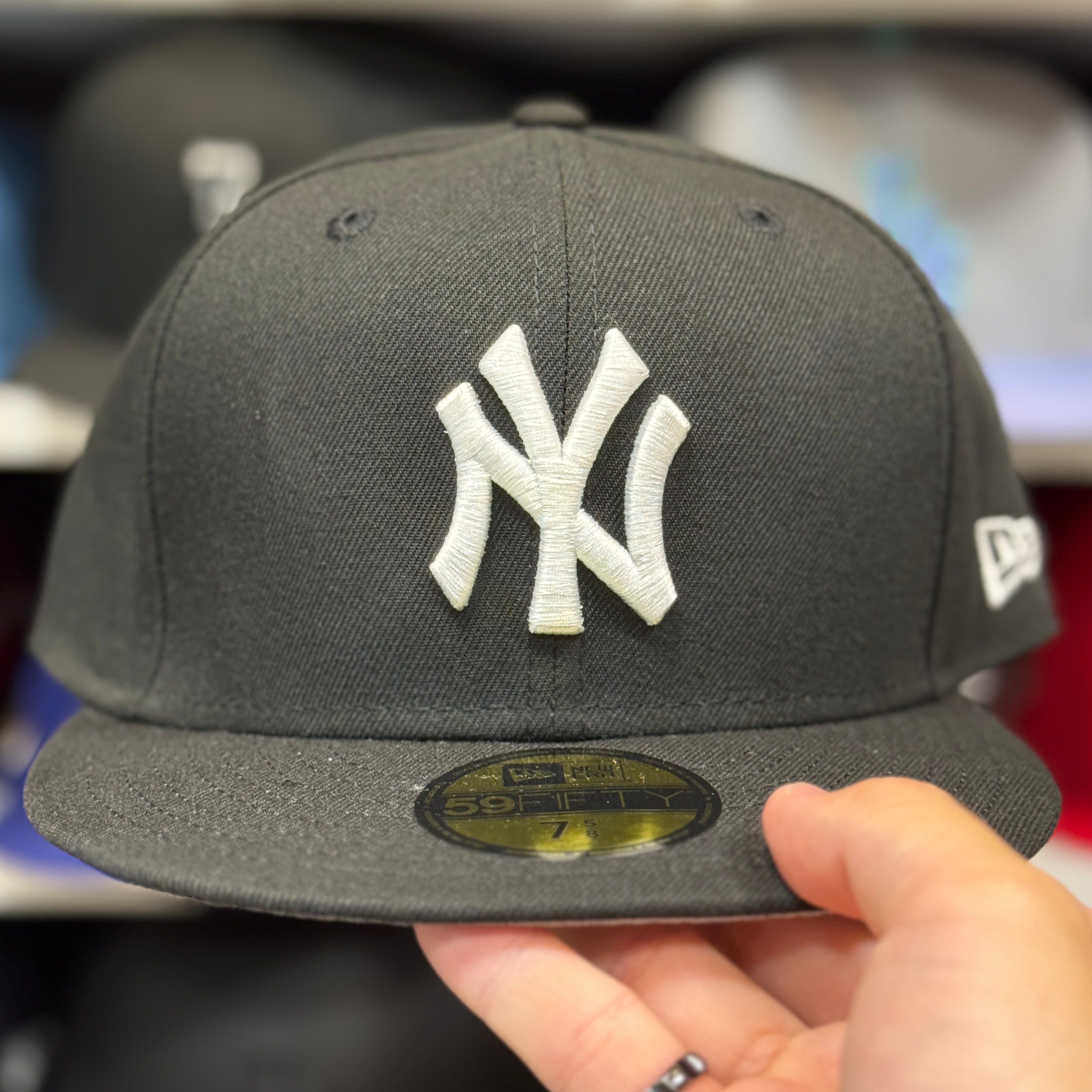 New Era New York Yankees Black 59FIFTY Fitted Hat - Product Image