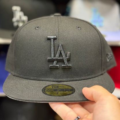 New Era Los Angeles Dodgers 'Black Out' 59FIFTY Fitted Hat | Black