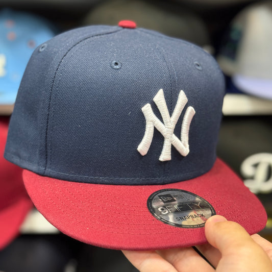 New Era New York Yankees 9FIFTY Snapback Navy/Maroon