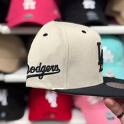 Los Angeles Dodgers Creme/Black Mitchell & Ness Snapback - Product Image