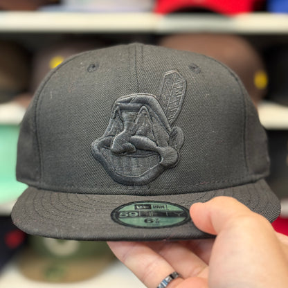 New Era Cleveland Indians Vintage Black 59FIFTY Fitted Hat - Product Image