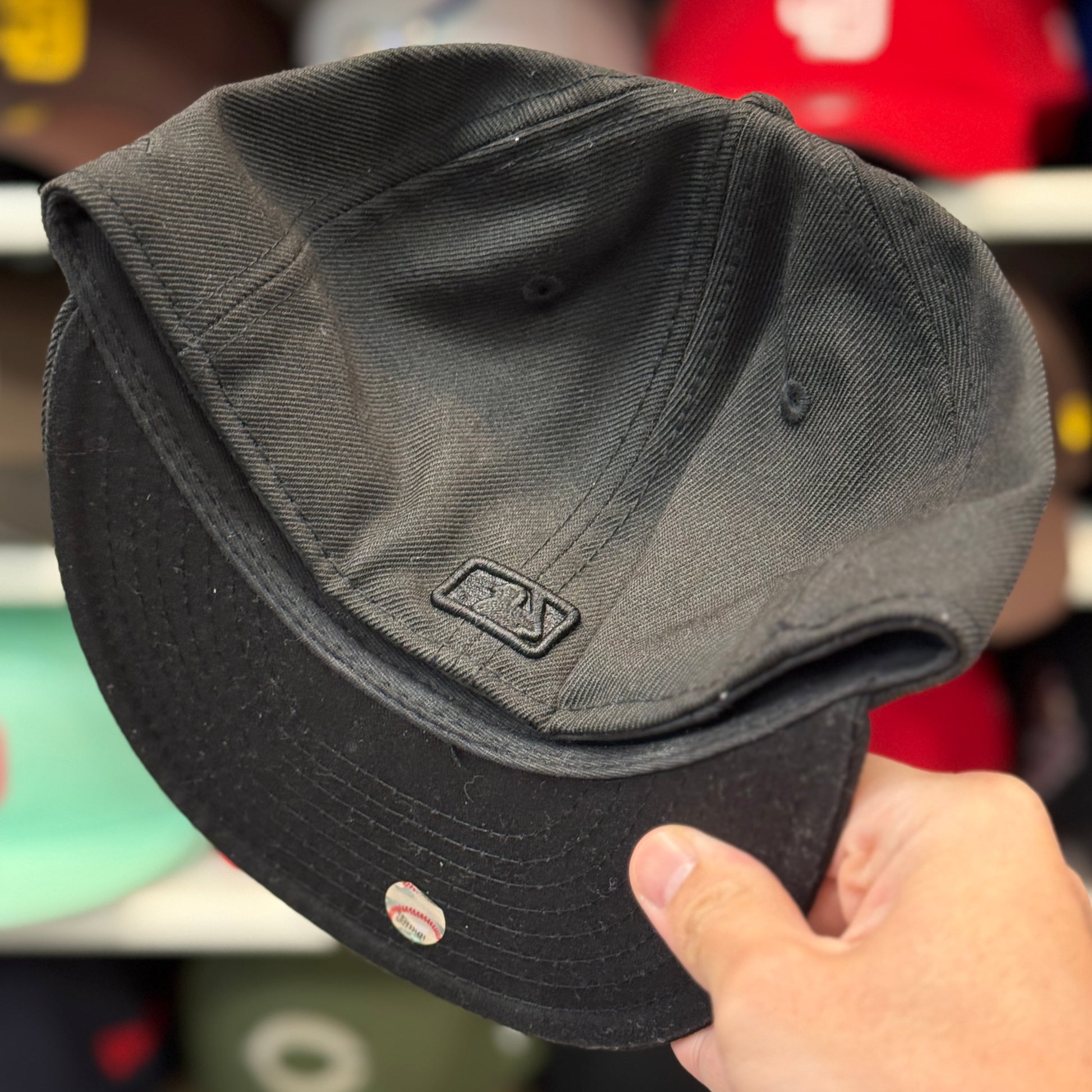 New Era Cleveland Indians Vintage Black 59FIFTY Fitted Hat - Product Image