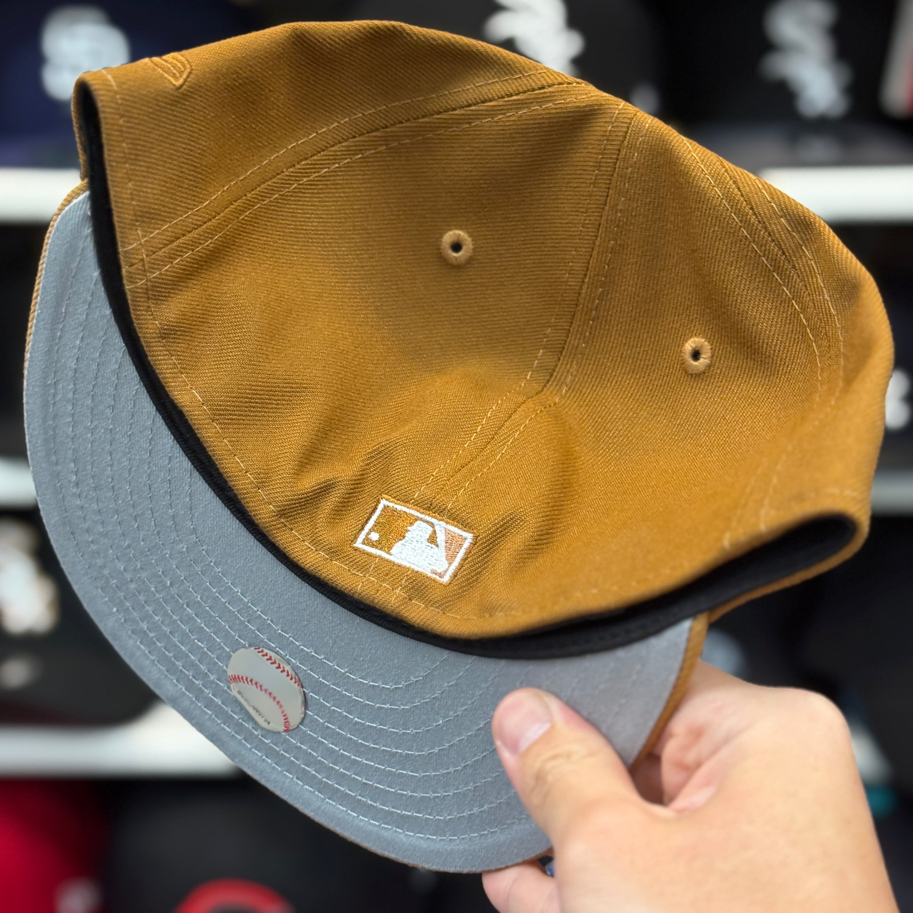 New Era Chicago Cubs Gold 59FIFTY Fitted Hat - Product Image