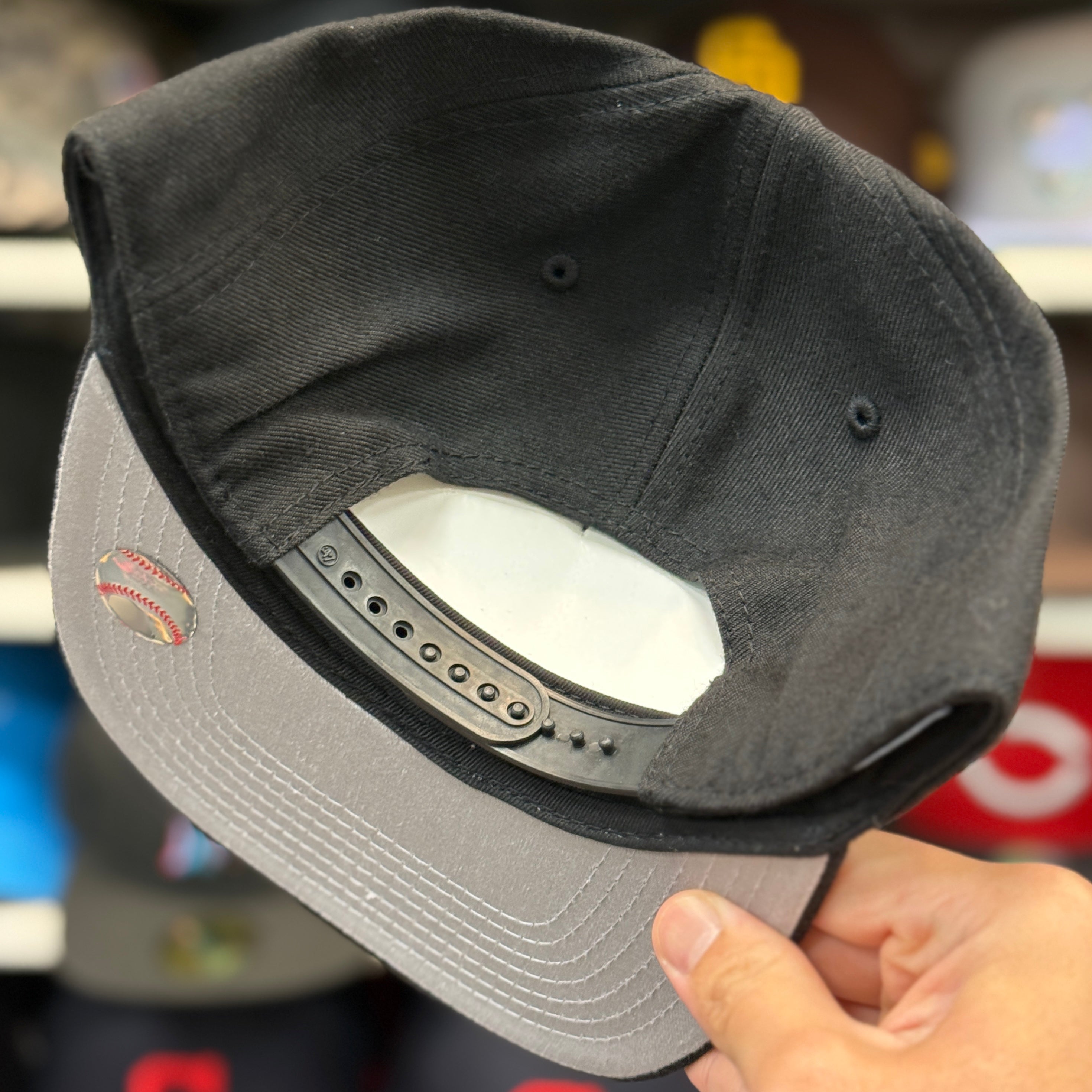 Cincinnati Reds Black '47 Brand Captain Snapback - Product Image