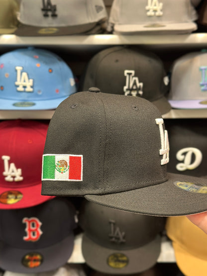 LA Dodgers MLB 'Mexico' Side Patch Fitted Hat | New Era 59FIFTY Sized Cap | Black