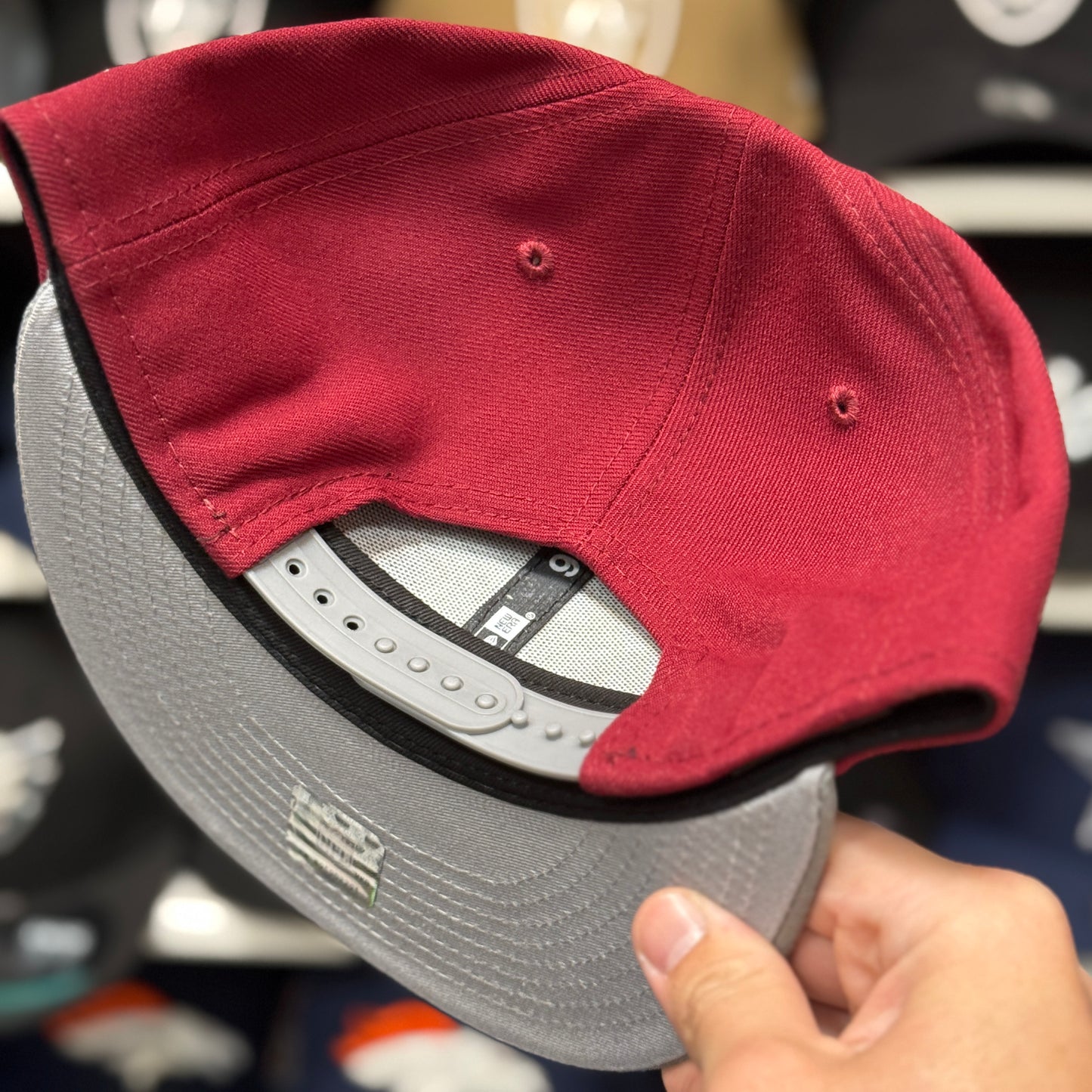 New Era Dallas Cowboys Maroon/Grey 9FIFTY Snapback - Product Image