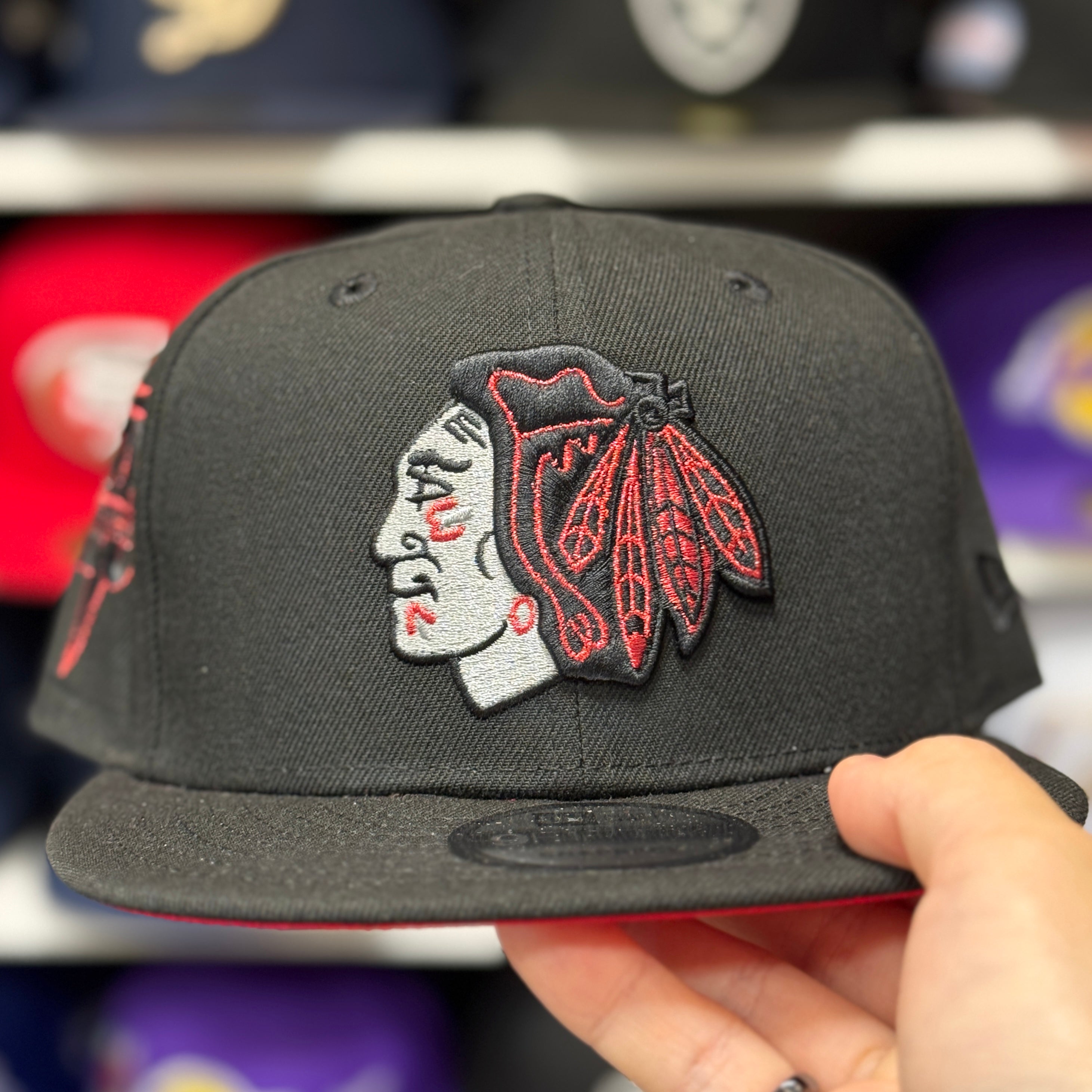 New Era Chicago Blackhawks '75th Anniversary' Black/Red 9FIFTY Snapback - Product Image