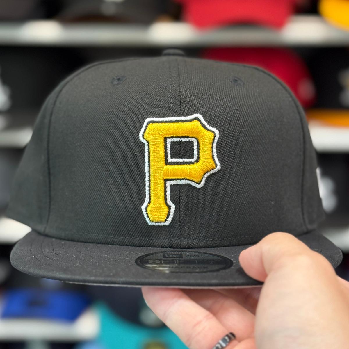 New Era Pittsburgh Pirates 'Outline Logo' Black 9FIFTY Snapback - Product Image