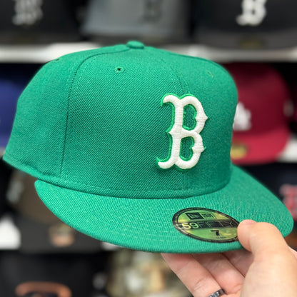 New Era Boston Red Sox Kelly Green 59FIFTY Fitted Hat - Product Image