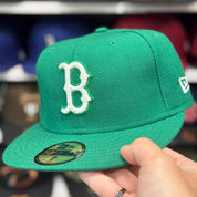 New Era Boston Red Sox Kelly Green 59FIFTY Fitted Hat - Product Image
