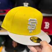 New Era San Francisco Giants Yellow/Silver 59FIFTY Fitted Hat - Product Image