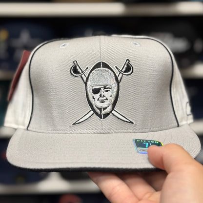 Oakland Raiders Silver/White Reebok Fitted Hat
