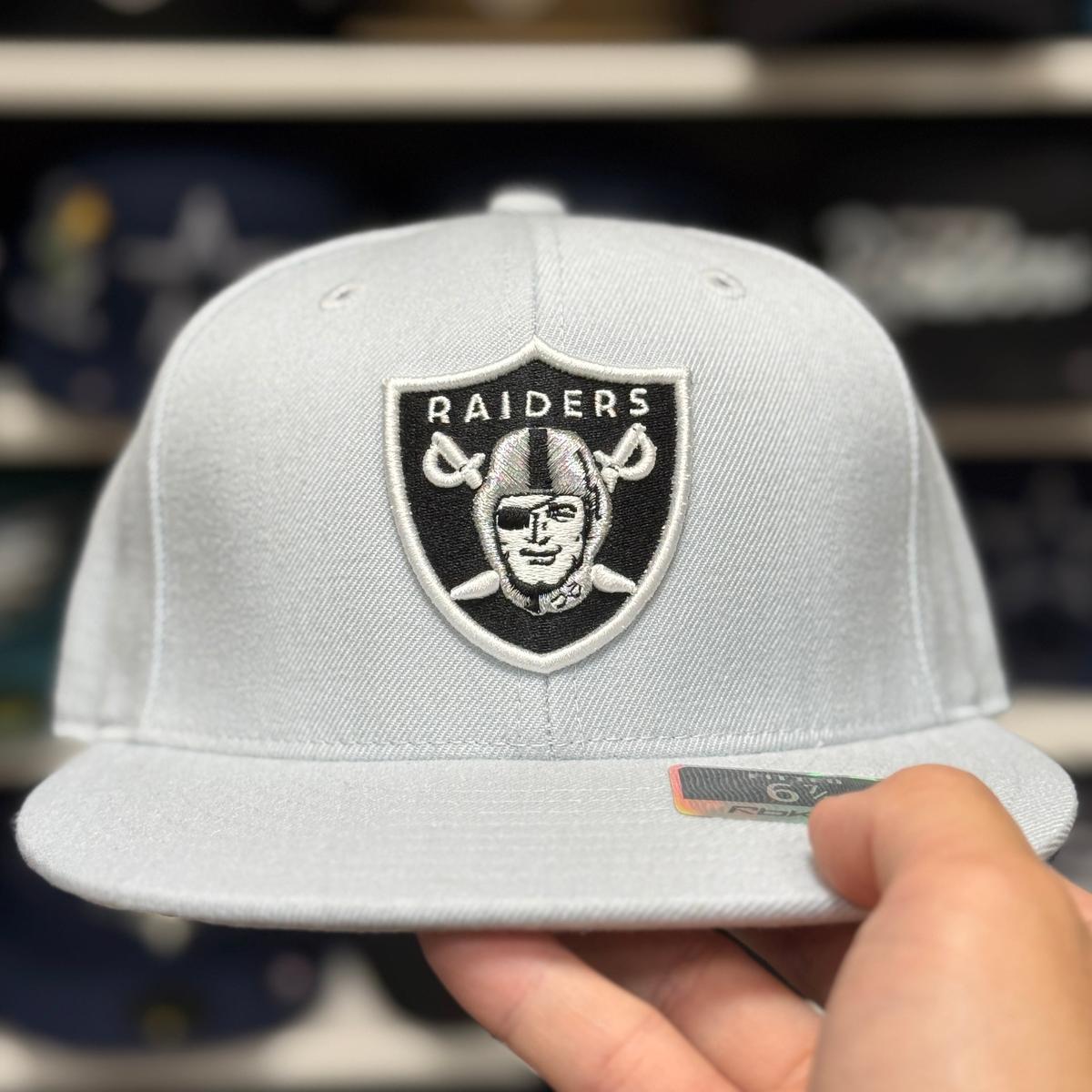 Oakland Raiders Grey Reebok Fitted Hat - Product Image