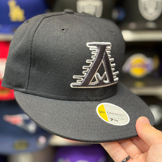 New Era Los Angeles Lakers 'Mirror Logo'59FIFTY Fitted Hat | Monochrome