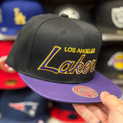 Los Angeles Lakers 'Script Logo' Black/Purple Mitchell & Ness Snapback - Product Image