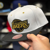 Los Angeles Lakers White/Black Mitchell & Ness Snapback - Product Image