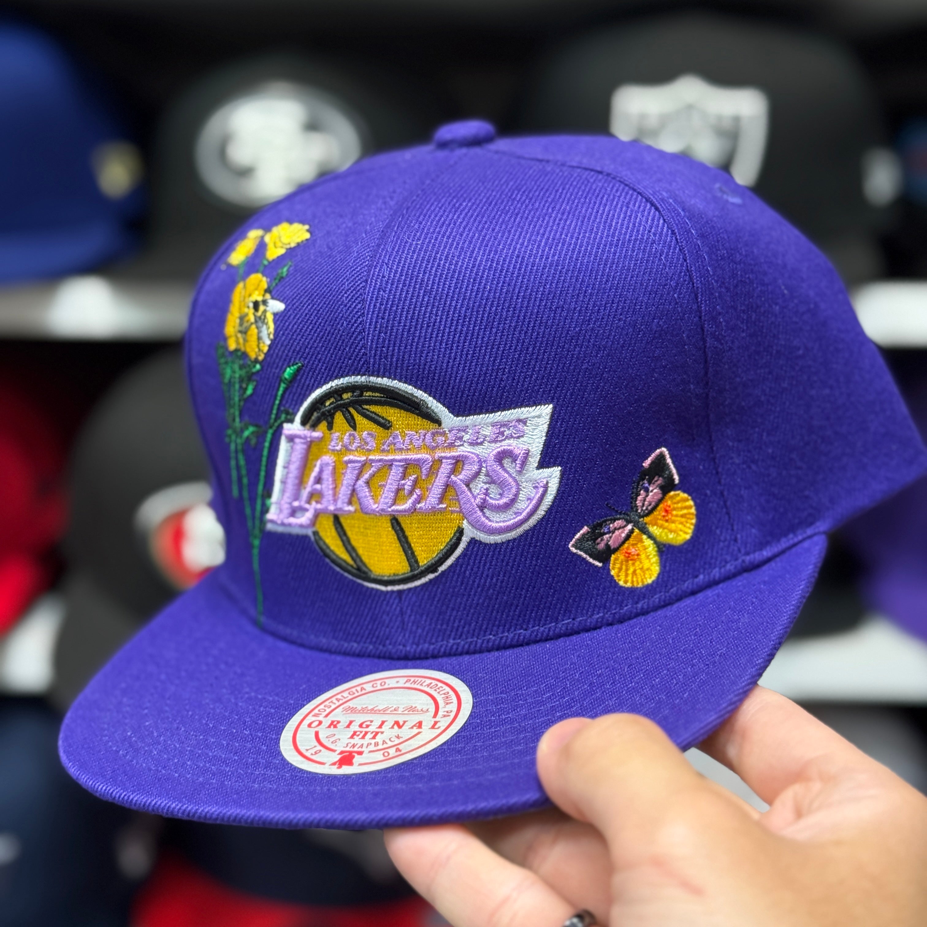 Los Angeles Lakers 'Botanical Series' Purple Mitchell & Ness Snapback - Product Image