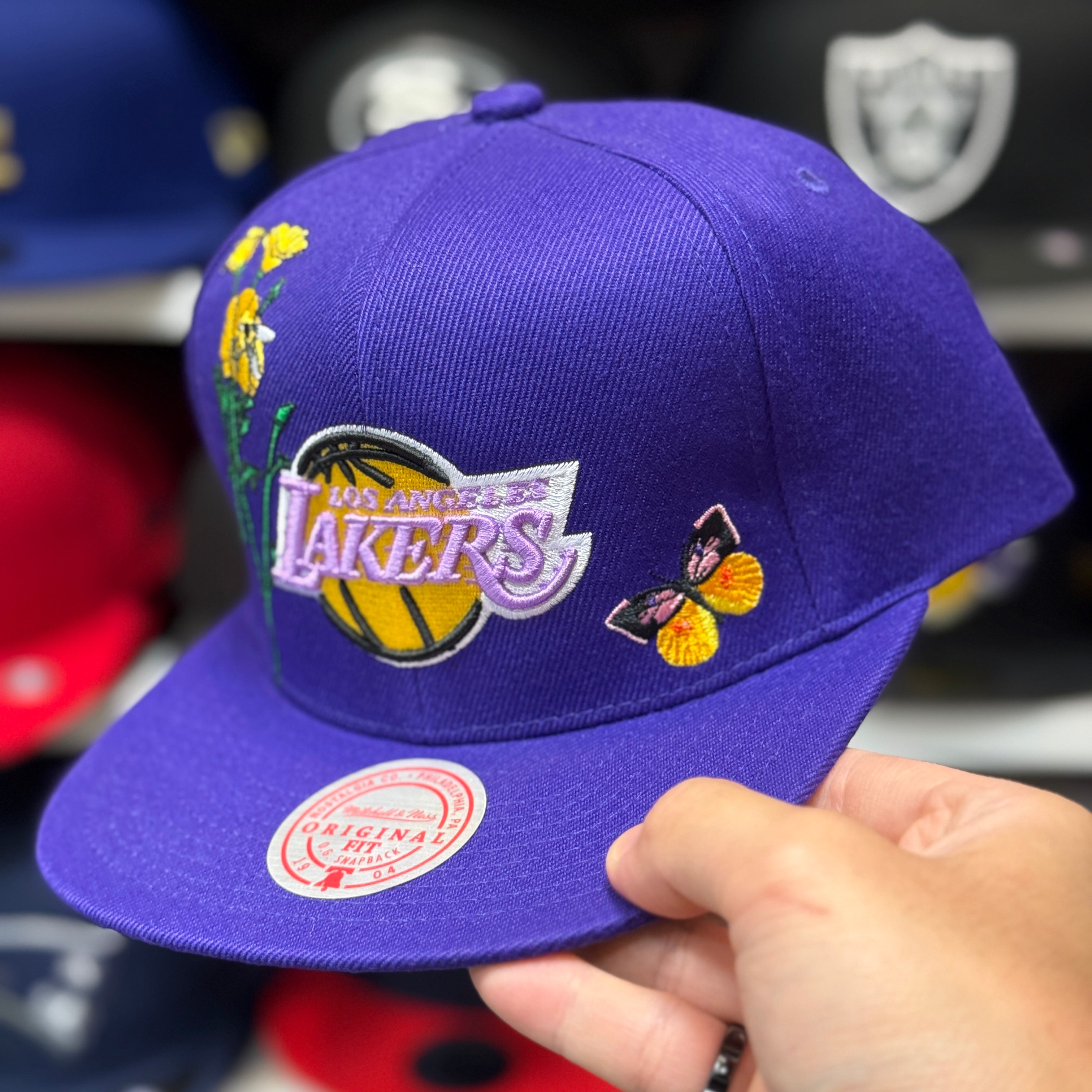 Los Angeles Lakers 'Botanical Series' Purple Mitchell & Ness Snapback - Product Image