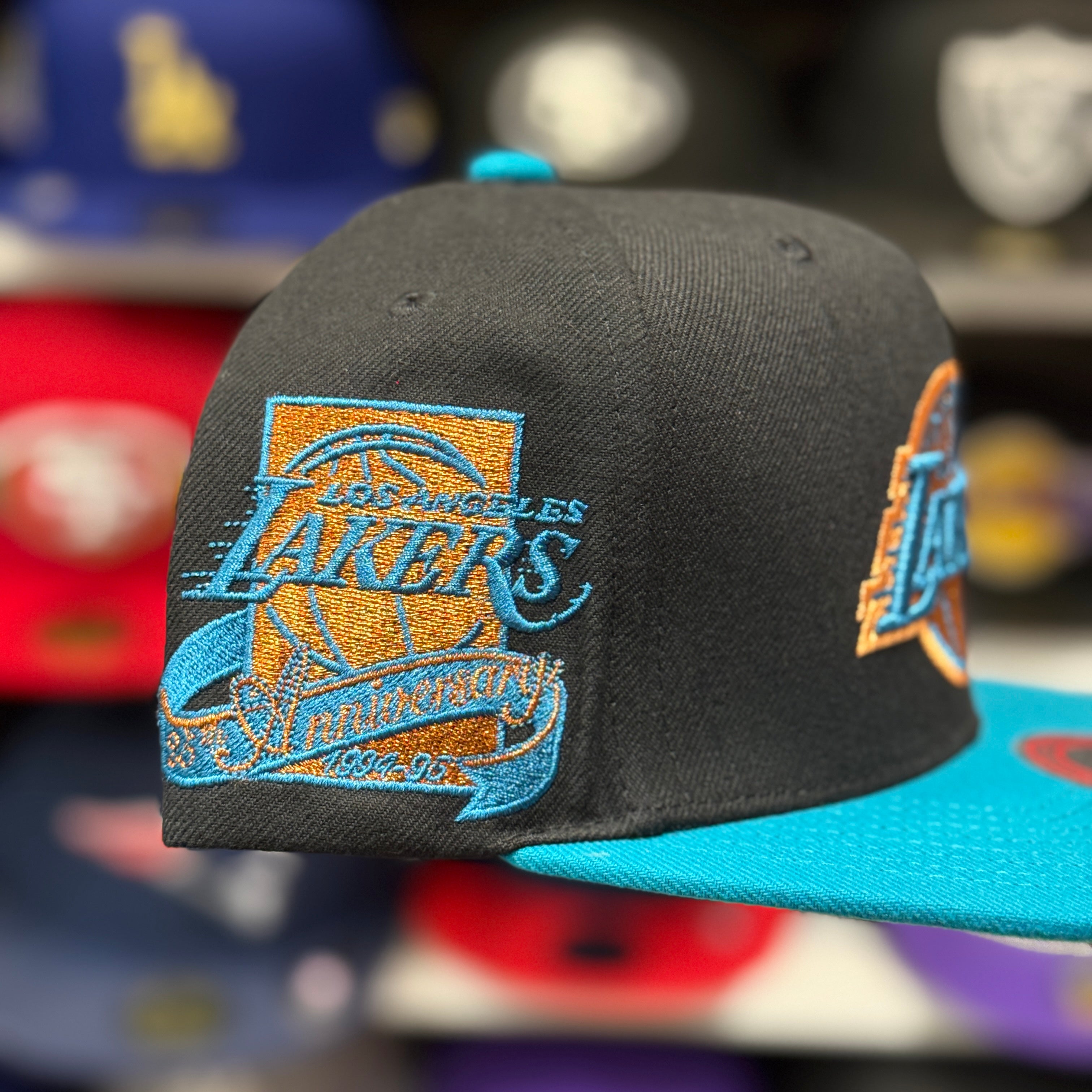 Los Angeles Lakers '25th Anniversary' Black/Teal Mitchell & Ness Snapback - Product Image