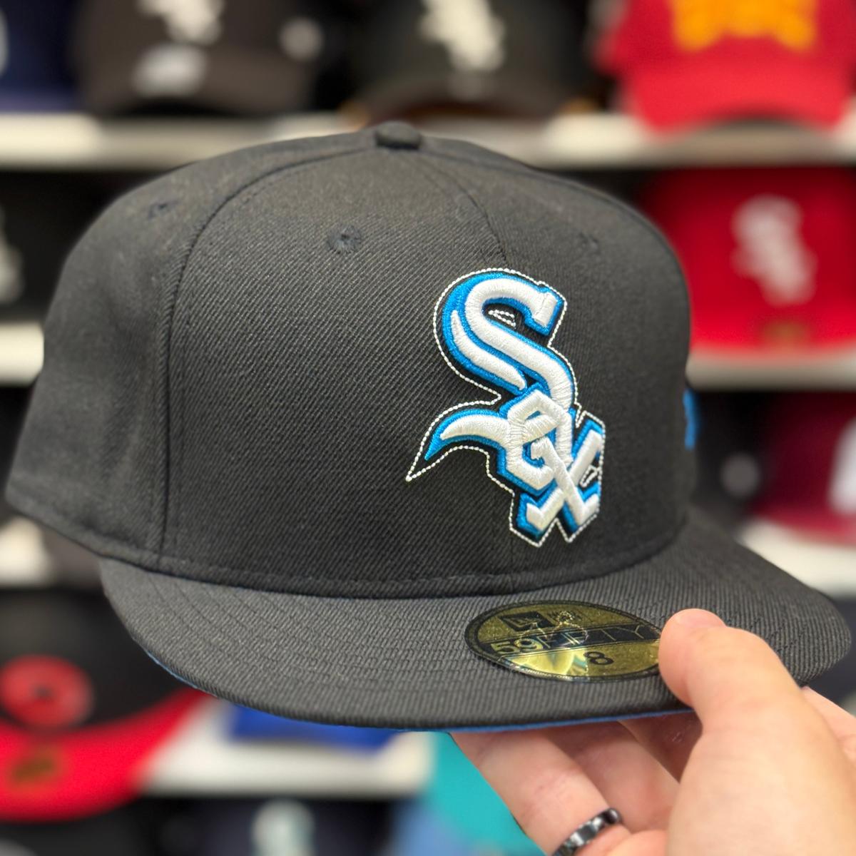 New Era Chicago White Sox 'Outline Logo' Black 59FIFTY Fitted Hat - Product Image