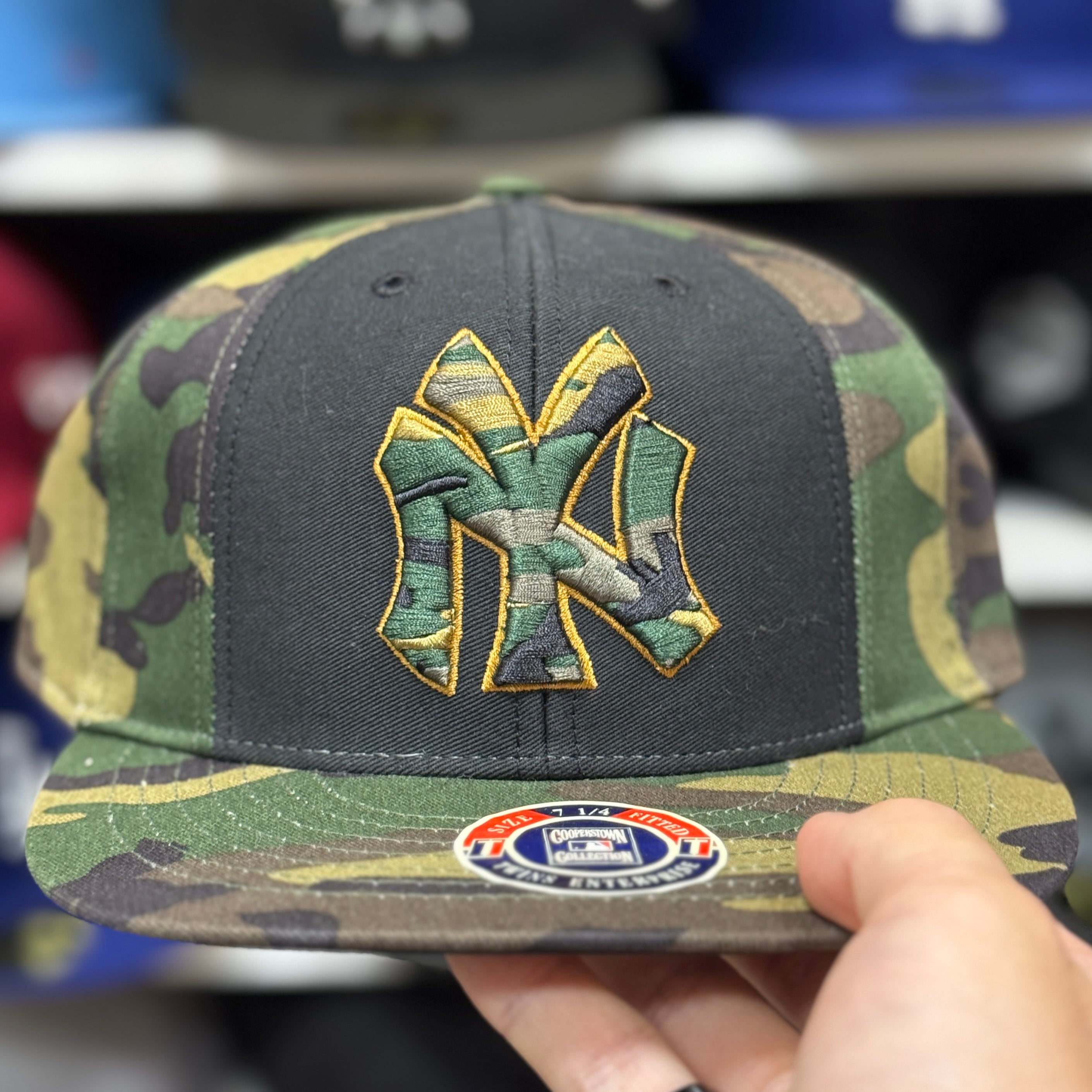 New York Yankees Camouflage Twin Enterprises Fitted Hat - Product Image