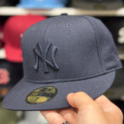 New Era New York Yankees Midnight Blue 59FIFTY Fitted Hat - Product Image