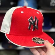 New Era New York Yankees Creme/Red 59FIFTY Fitted Hat - Product Image